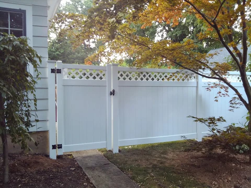 GM Fence in Roseland, NJ