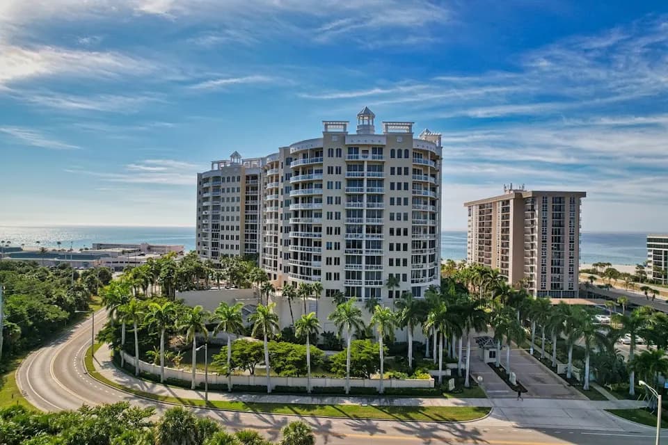 Beth Perry - Fine Properties in Sarasota, FL