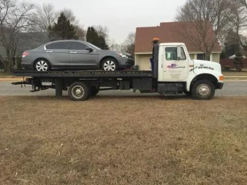 Js Towing in Darby, PA