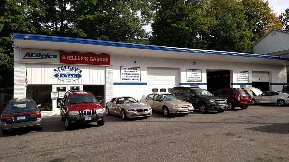 Stellers Garage in Shelton, CT