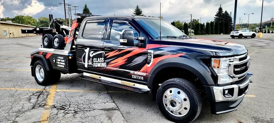 1st Class Towing in Muskegon, MI
