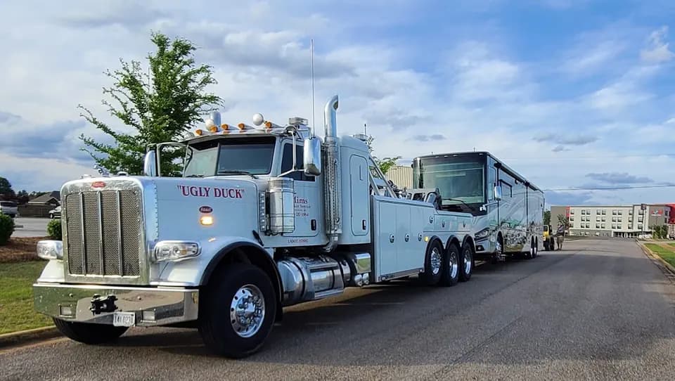 Mims Wrecker Service in Clanton, AL