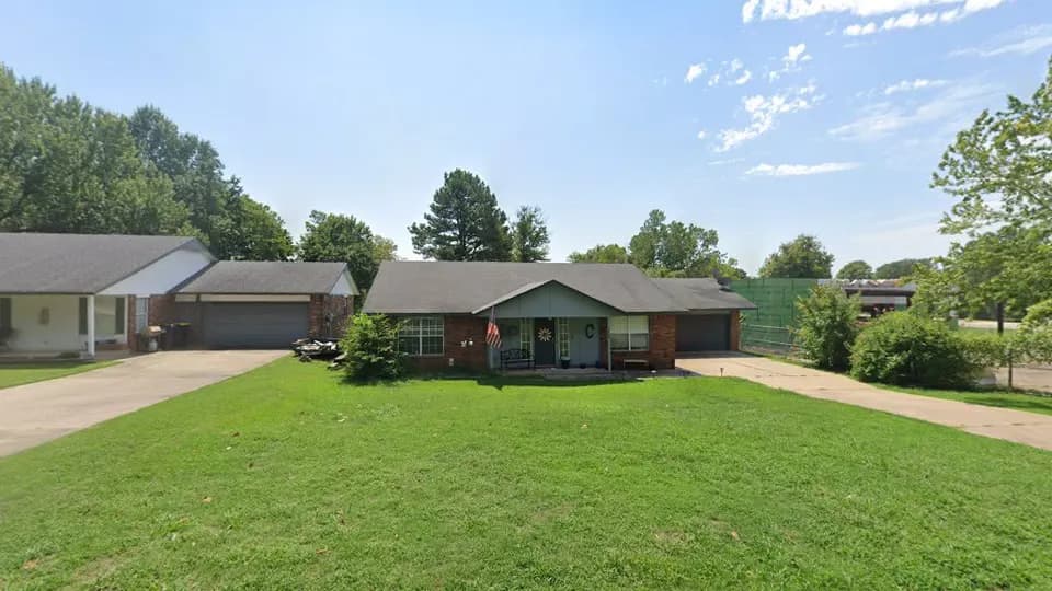 Dial Services LLC in Coweta, OK