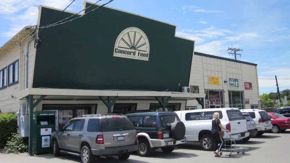 Concord Feed Pet & Livestock Supplies - Pleasant Hill in Pleasant Hill, CA