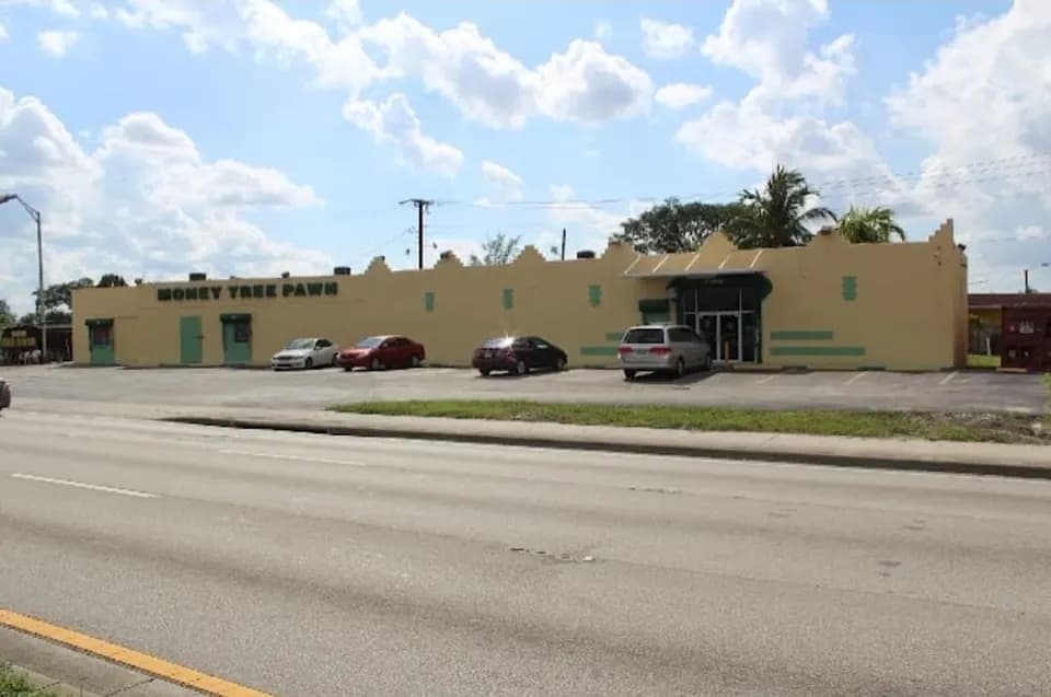 Moneytree Pawn Shop in Opa Locka, FL