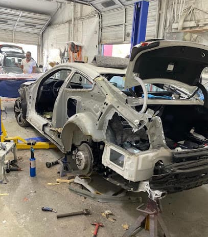 Automotive Tech Collision in Hempstead, NY
