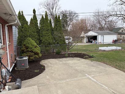 Ynot Lawn Care LLC in Ferndale, MI